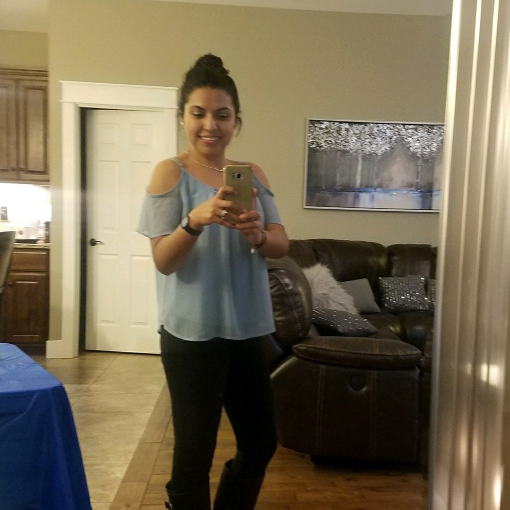 Meet your Posher, Nohemi